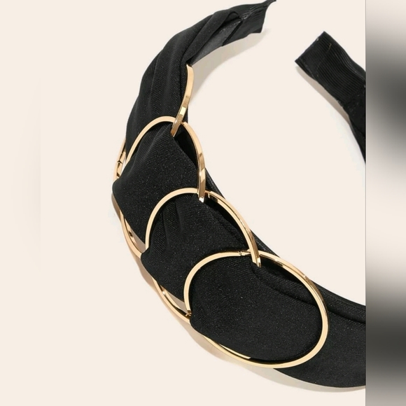 Black headbands with gold hoop - Picture 2 of 3